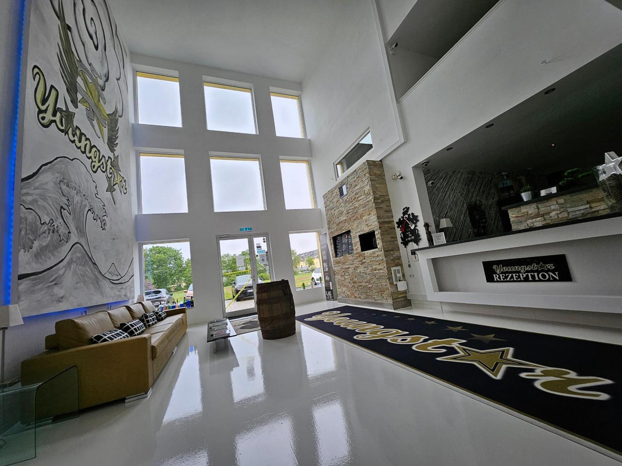 Designhotel Youngstar MHG Dış mekan fotoğraf
